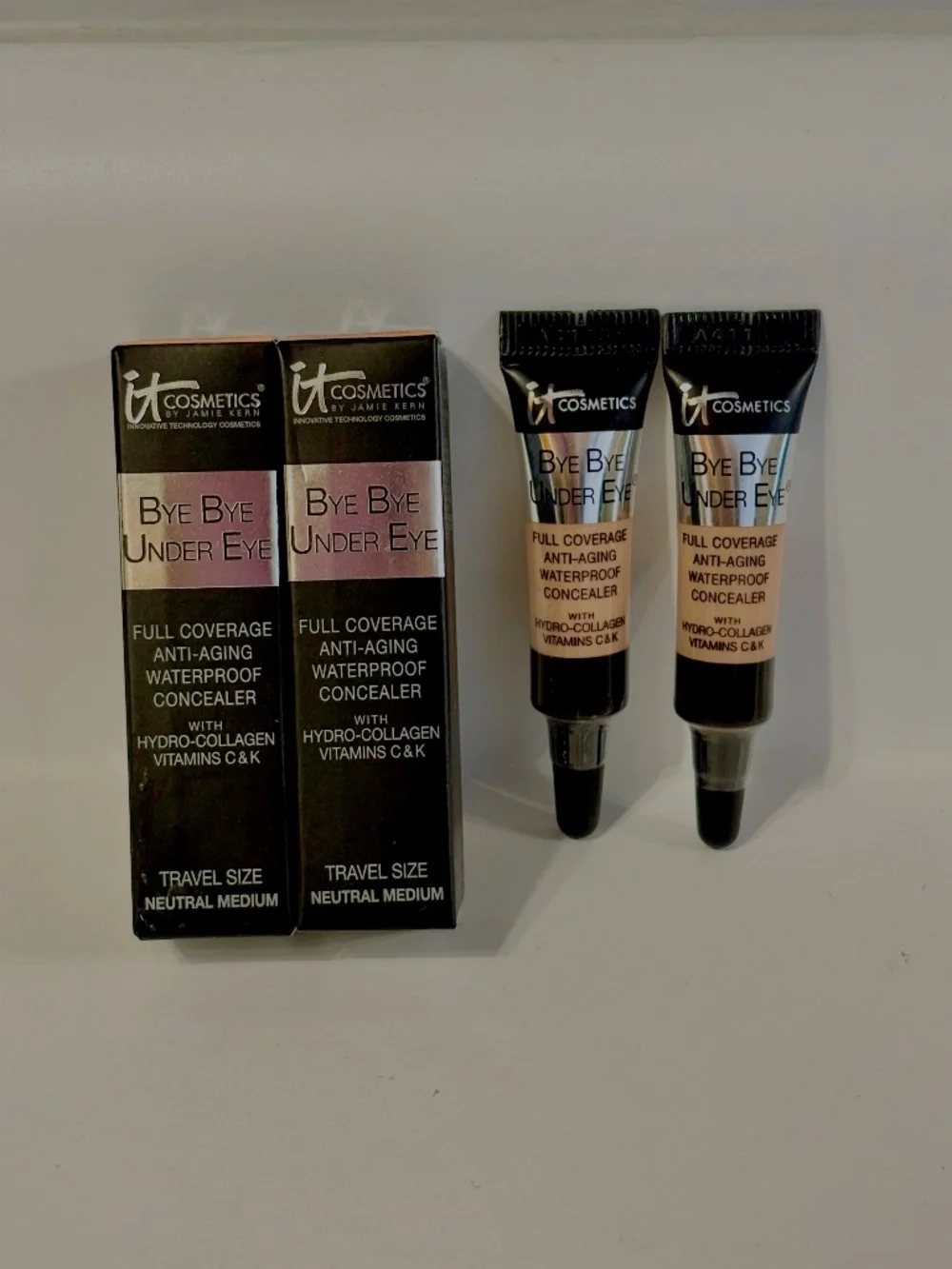 IT Cosmetics Bye Bye Undereye Anti Aging Concealer Neutral Medium .11oz Duo Set